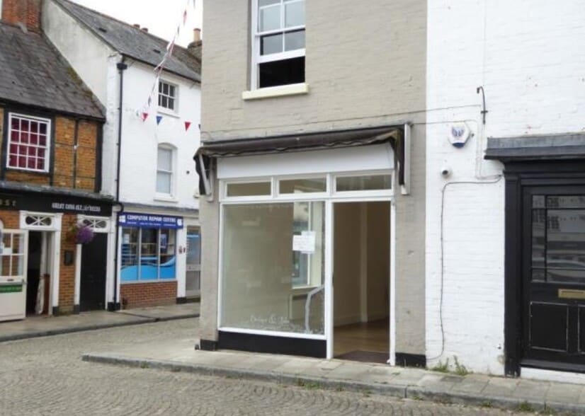 6 The Corn Market, Romsey for lease - Building Photo - Image 2 of 3