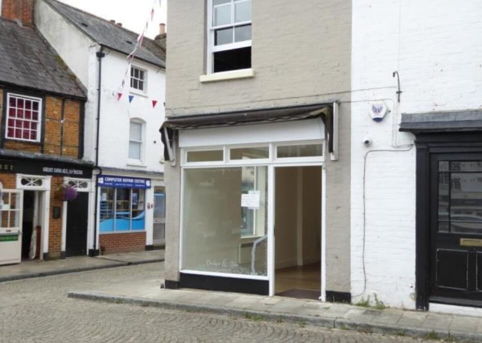 6 The Corn Market, Romsey for lease Building Photo- Image 1 of 2