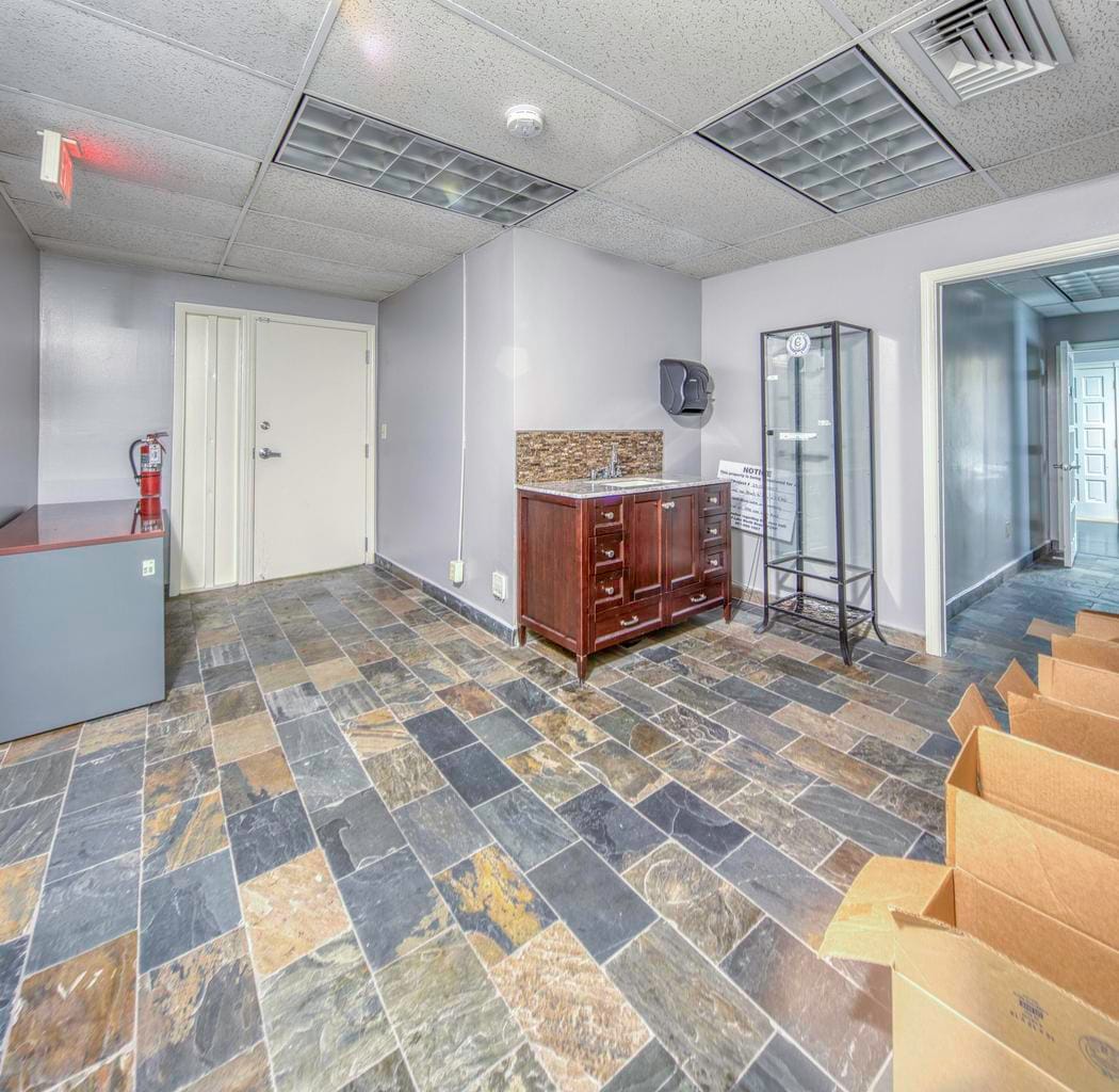 1776 Lake Worth Rd, Lake Worth, FL à louer Photo intérieure- Image 1 de 5