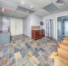 1776 Lake Worth Rd, Lake Worth, FL à louer Photo intérieure- Image 1 de 5