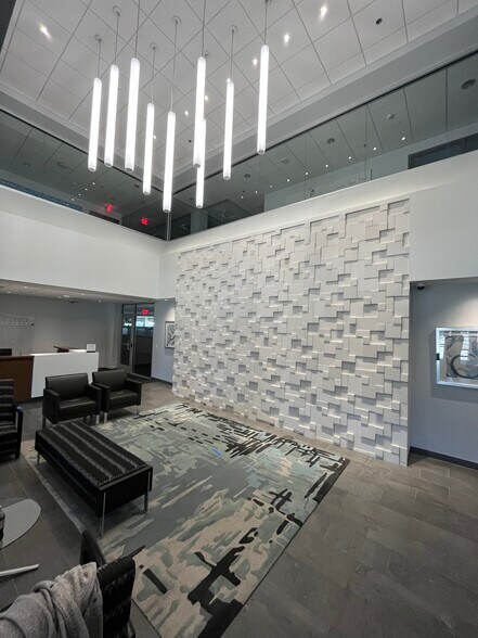 302 N Walbridge Ave, Madison, WI à vendre - Photo intérieure - Image 2 de 10