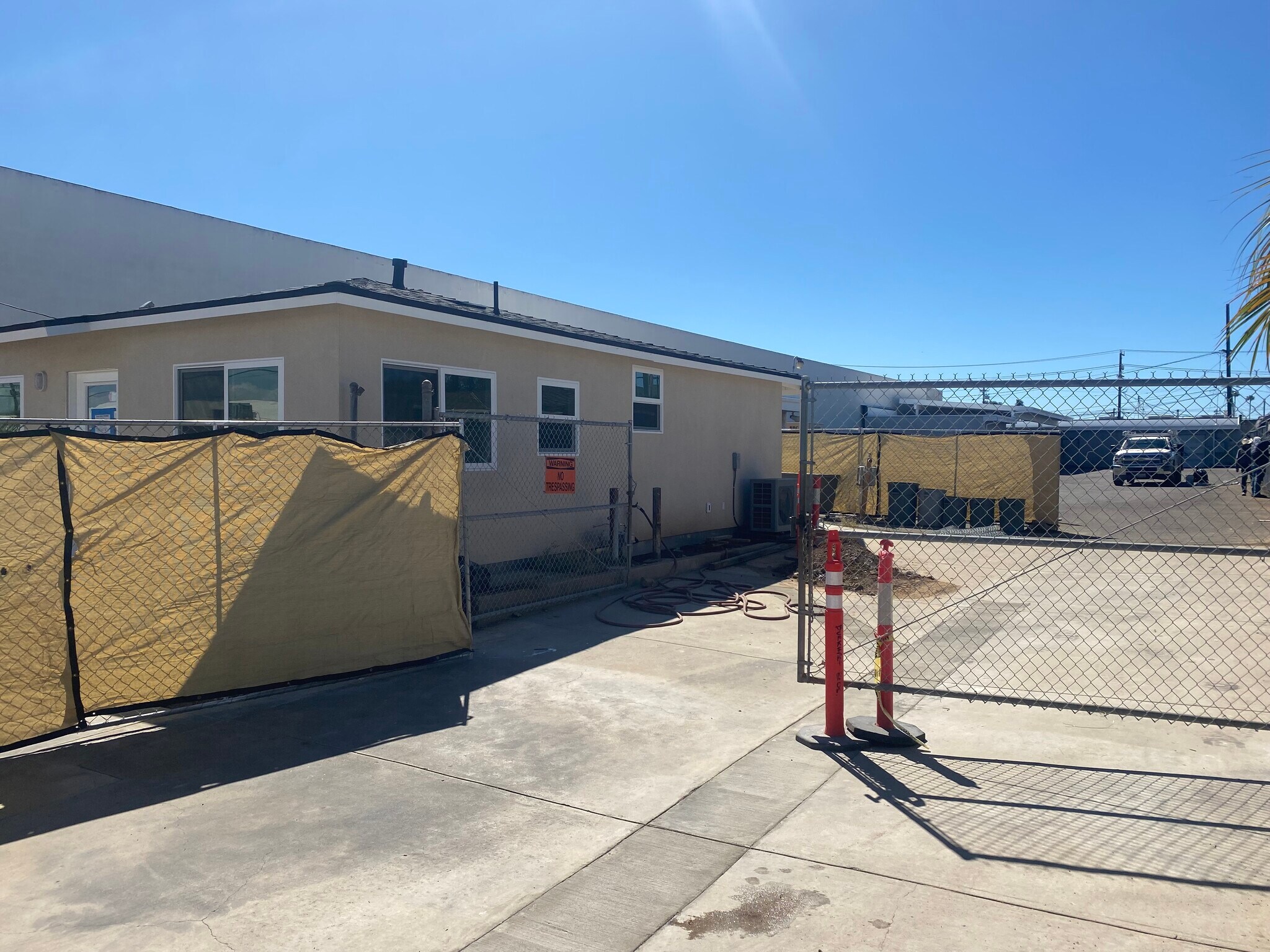 837 W 17th St, Costa Mesa, CA à vendre Photo du bâtiment- Image 1 de 1