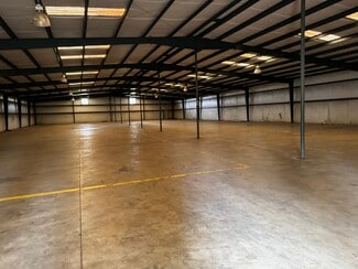 Plus de détails pour 2 Warehouse Portfolio in Alexander City – Industriel à vendre, Alexander City, AL