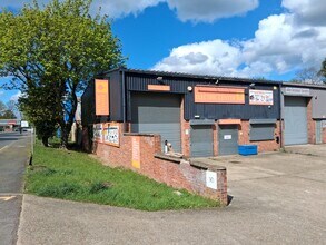 32-35 Little End Rd, Eaton Socon for lease Building Photo- Image 1 of 2