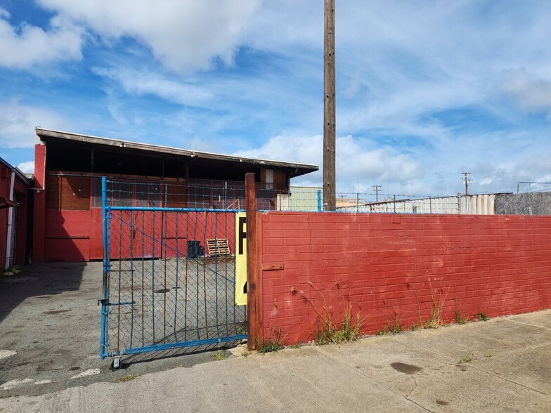 676 Ahua St, Honolulu, HI for sale - Primary Photo - Image 1 of 1