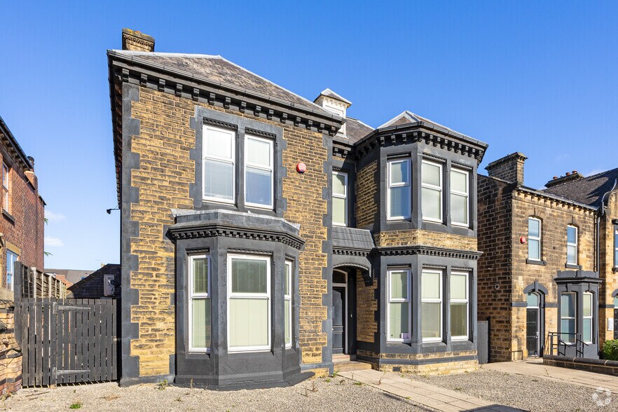 21 Victoria Rd, Barnsley à louer - Photo du bâtiment - Image 2 de 2
