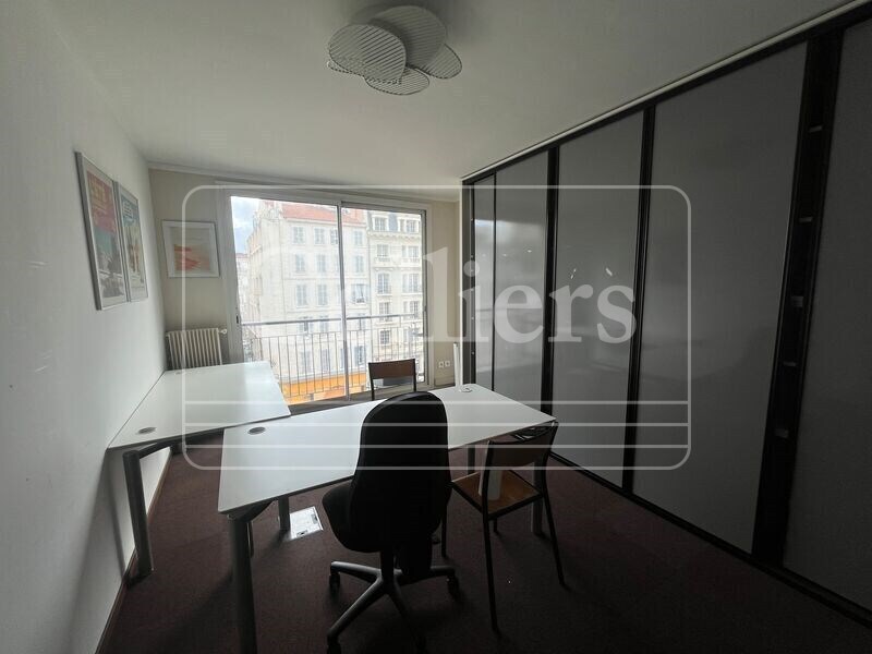 8 Rue Des Fabres, Marseille for sale Building Photo- Image 1 of 11