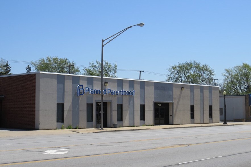 7131-7139 Indianapolis Blvd, Hammond, IN à vendre - Photo du bâtiment - Image 1 de 10