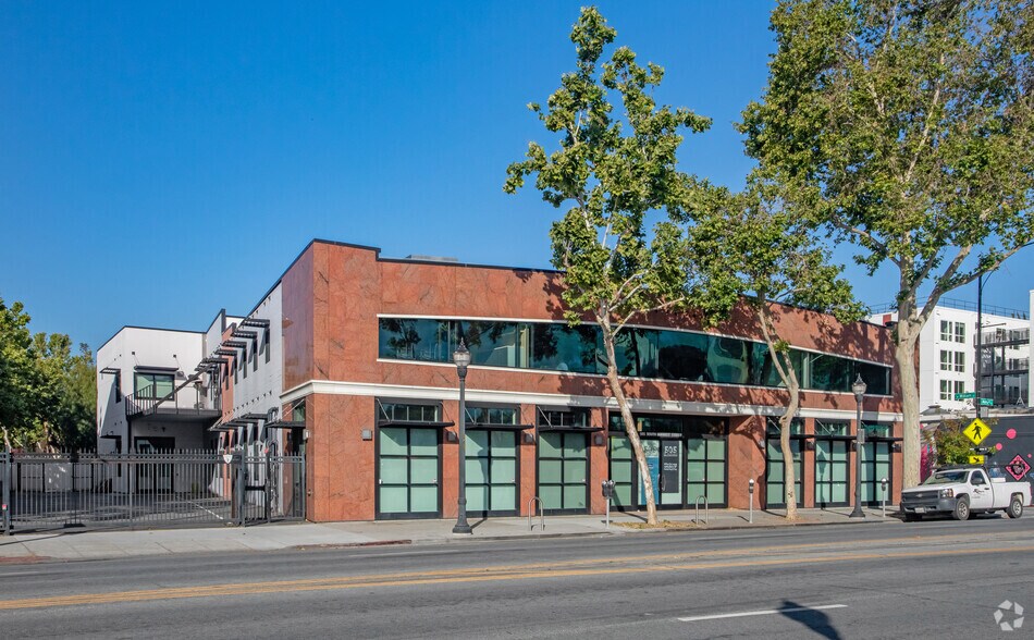 505 S Market St, San Jose, CA à louer - Photo du bâtiment - Image 1 de 30