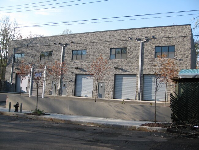 Plus de détails pour 111 Storer Ave, Staten Island, NY - Bureau à louer