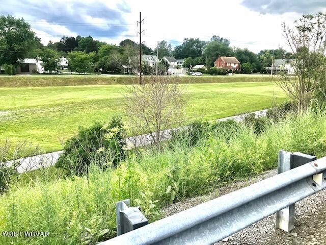 1604 Dewey Ave, Williamsport, PA for sale - Primary Photo - Image 1 of 4