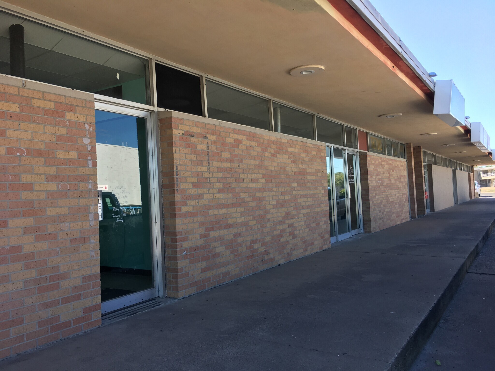 525 Glazebrook St, Corpus Christi, TX for lease Building Photo- Image 1 of 1