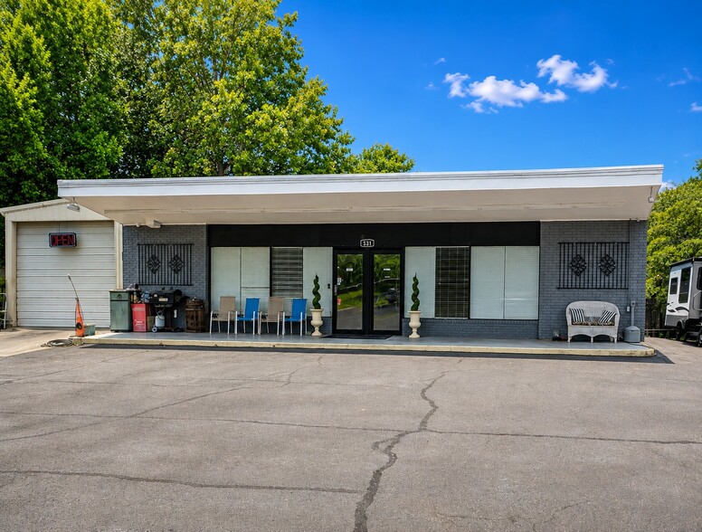 531 Oak Dr, Lexington, SC for sale - Building Photo - Image 2 of 12