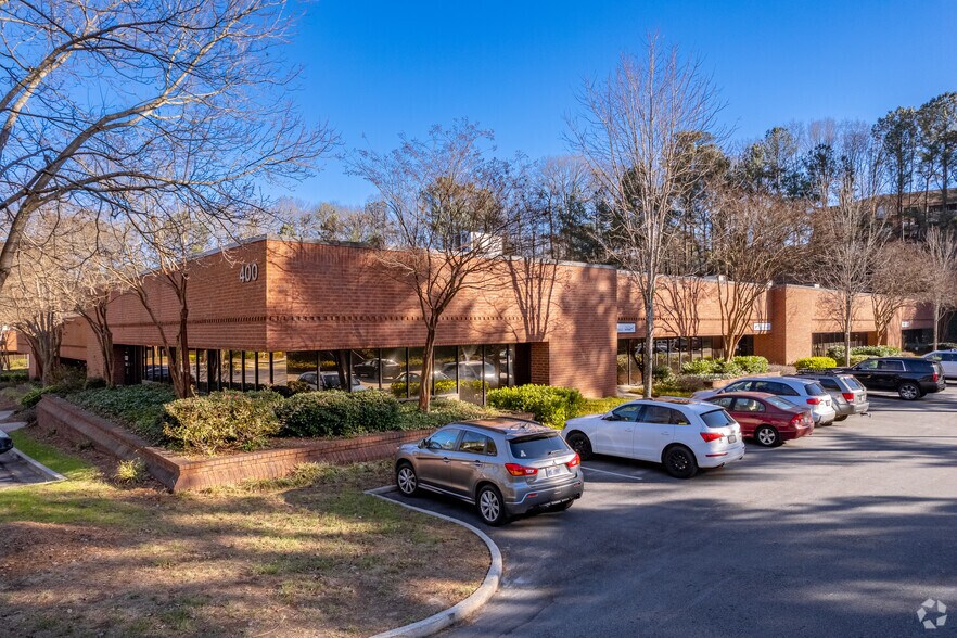 2030 Powers Ferry Rd SE, Atlanta, GA à louer - Photo du bâtiment - Image 1 de 10
