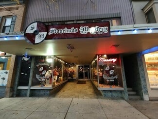 Plus de détails pour 762 Main St, Stroudsburg, PA - Commerce de détail à vendre