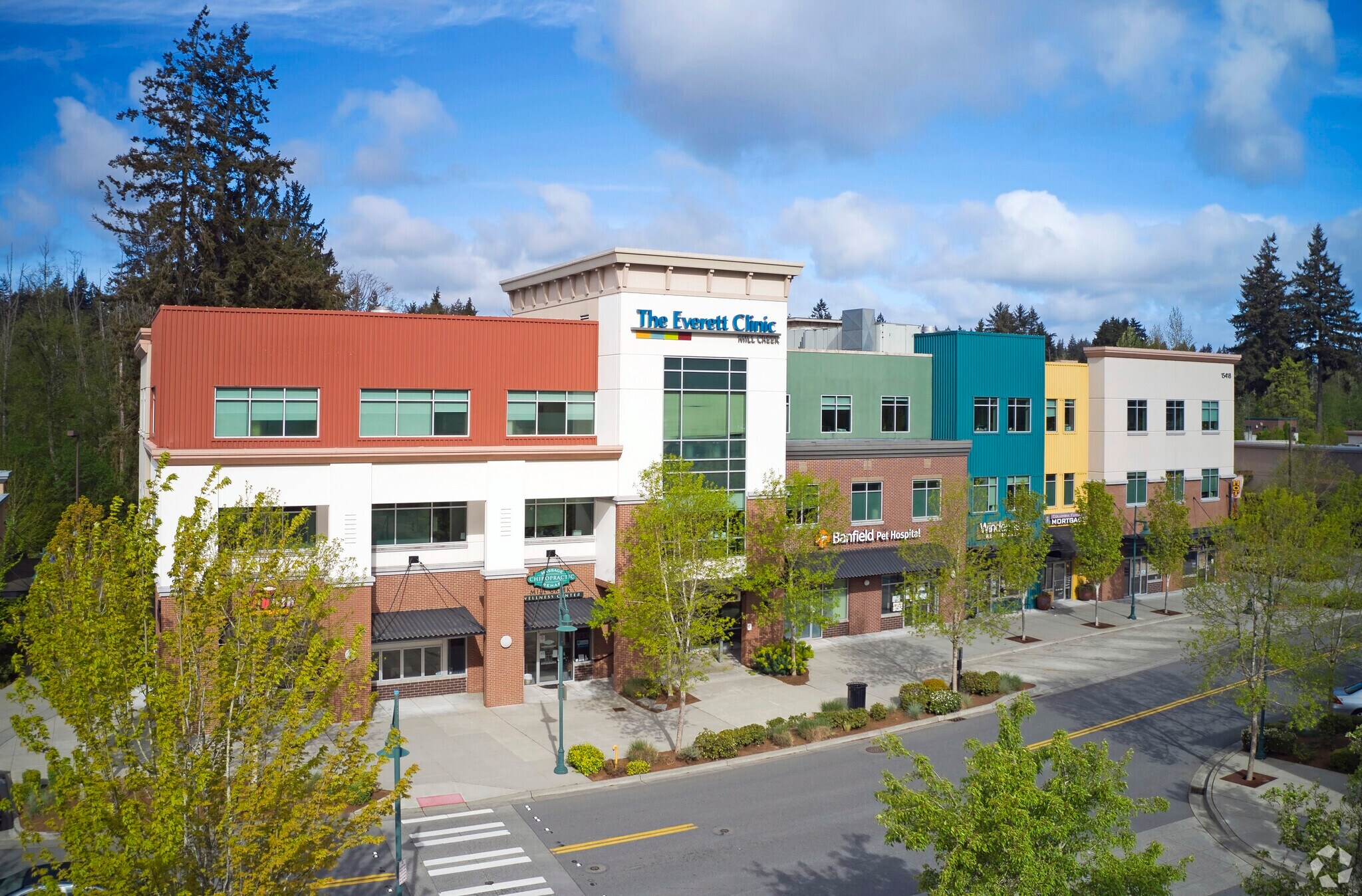 15418 Main St, Mill Creek, WA à vendre Photo principale- Image 1 de 1