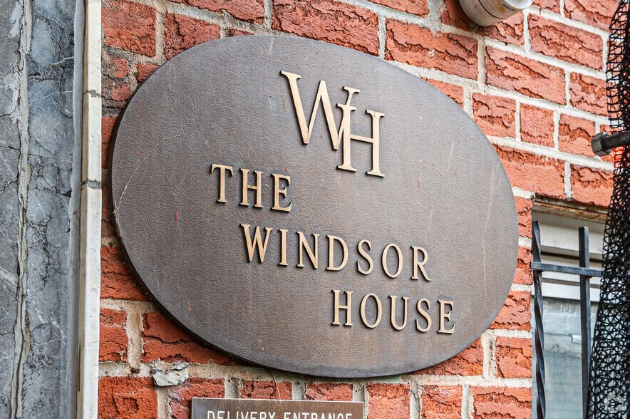 144-24 37th Ave, Flushing, NY à vendre - Photo du bâtiment - Image 3 de 17