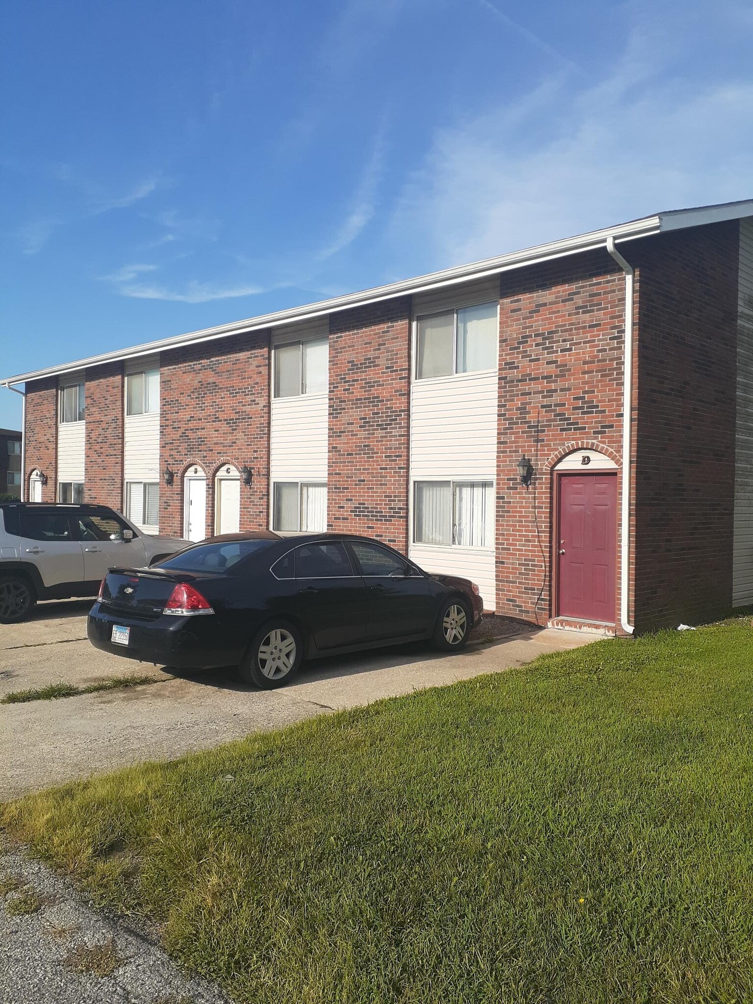 2520 Eastview Dr, Belleville, IL for sale Primary Photo- Image 1 of 4