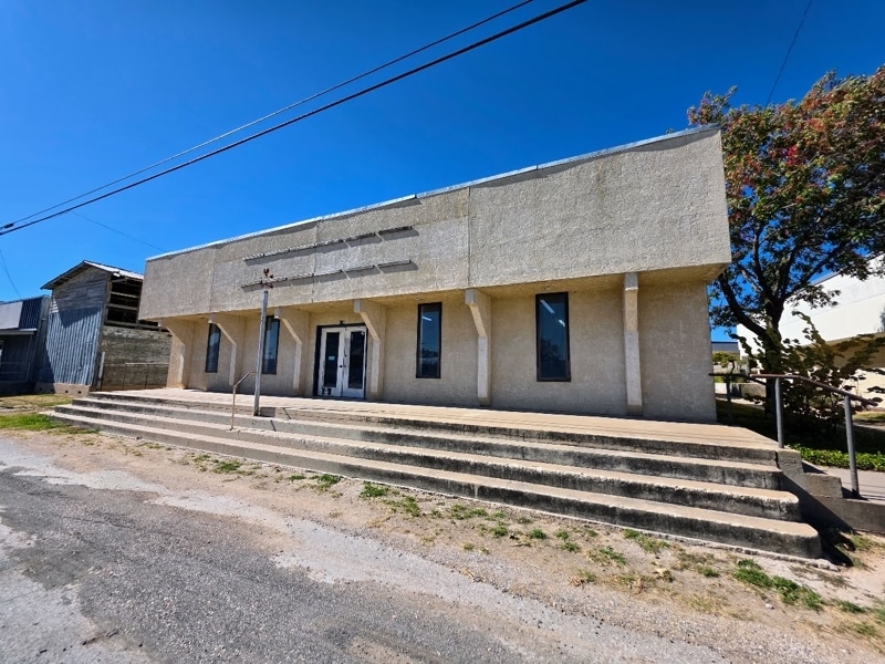 116 Broadway St, Mertzon, TX for sale Primary Photo- Image 1 of 14