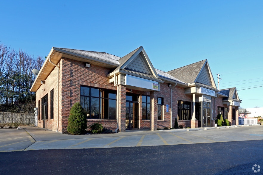 20 N Main St, Munroe Falls, OH for sale - Primary Photo - Image 1 of 3