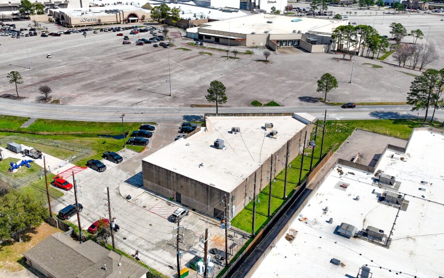 20121 Highway 59 N, Humble, TX à vendre - Photo du bâtiment - Image 3 de 24