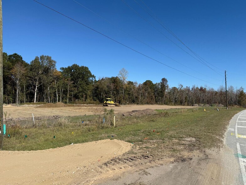 2755 Old Augusta Rd S, Rincon, GA à louer - Photo du bâtiment - Image 3 de 11