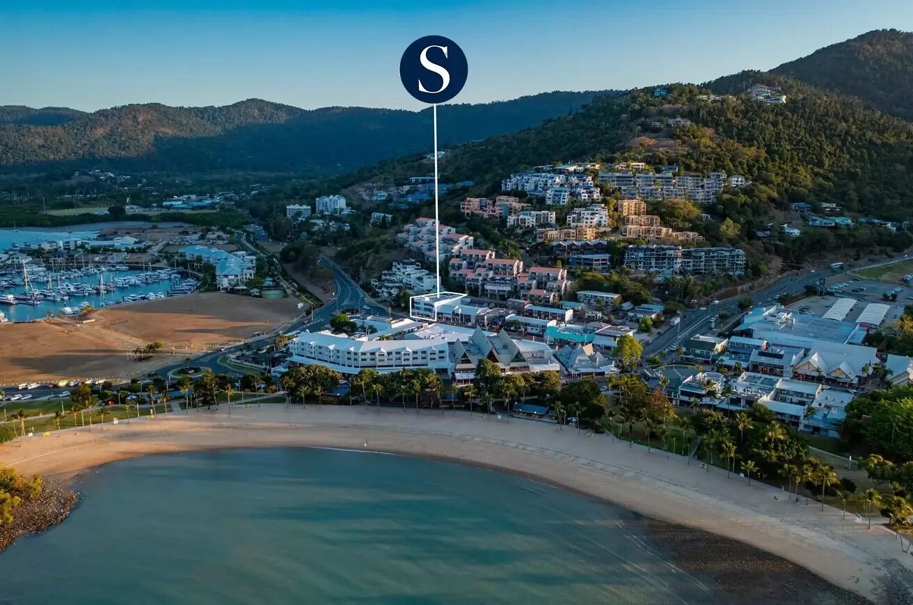 402 Shute Harbour Rd, Airlie Beach for sale Aerial- Image 1 of 9