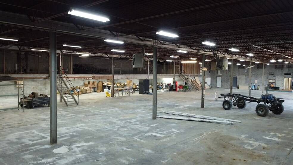 1021 E Princess Anne Rd, Norfolk, VA à vendre - Photo du bâtiment - Image 3 de 7