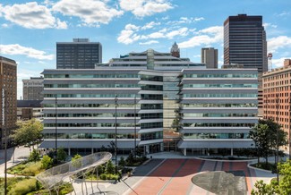 Plus de détails pour 400 Locust St, Des Moines, IA - Bureau à louer