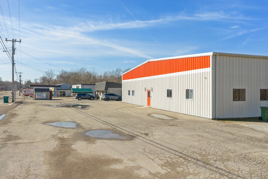 19225 Main St W, Huntingdon, TN à vendre - Photo du bâtiment - Image 3 de 31
