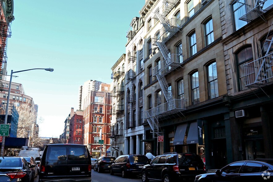 110 Reade St, New York, NY à louer - Photo du bâtiment - Image 3 de 6