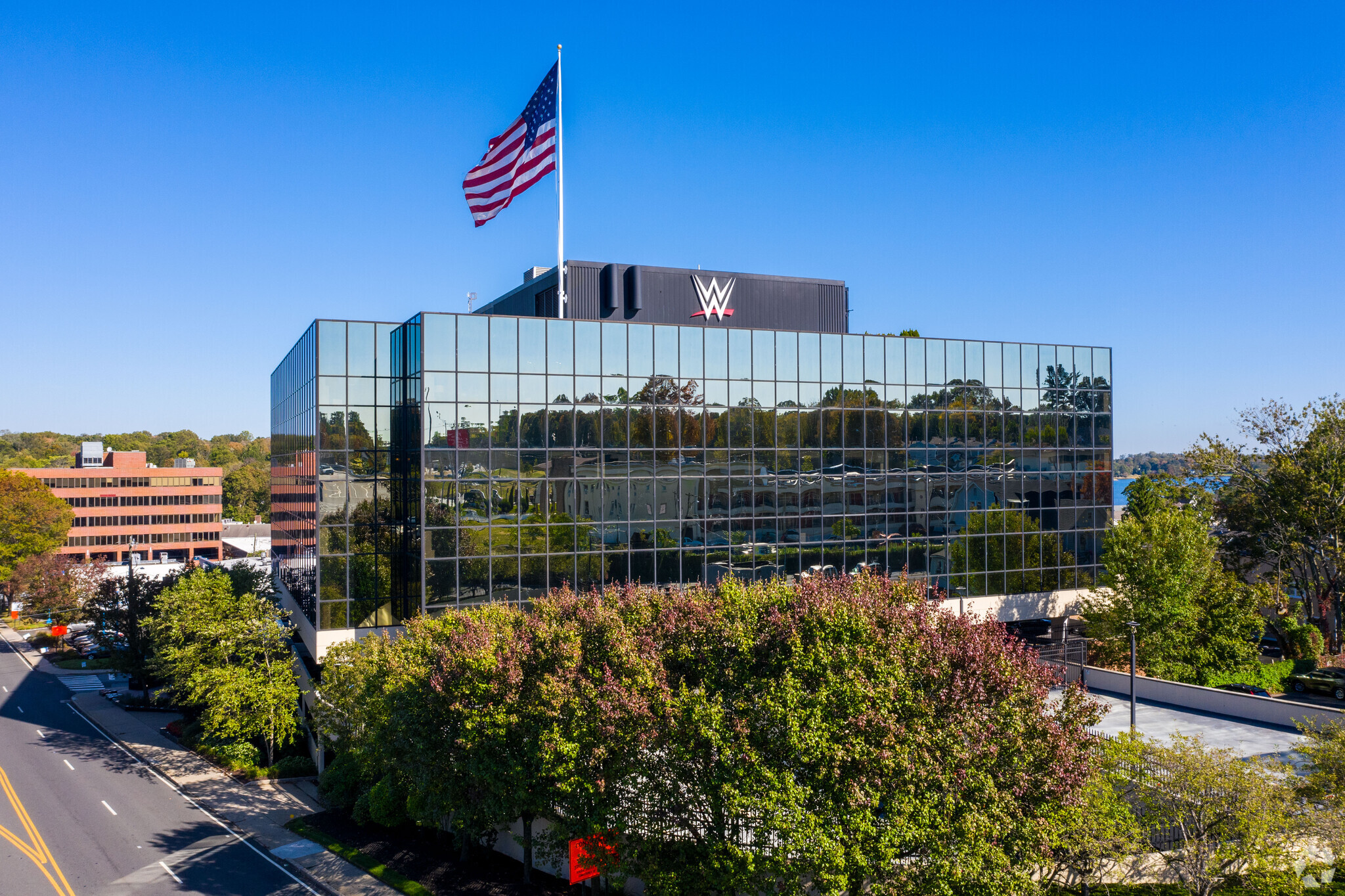 1241 E Main St, Stamford, CT for sale Primary Photo- Image 1 of 1