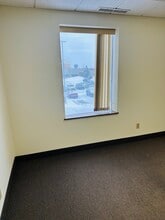 7800 Metro Pky, Bloomington, MN for lease Interior Photo- Image 2 of 2