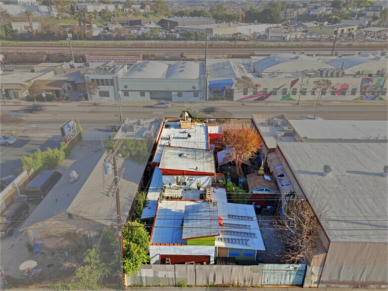 5371 Alhambra Ave, Los Angeles, CA à vendre - Photo du bâtiment - Image 2 de 26