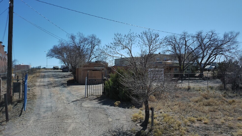 27736 W Frontage Rd, Santa Fe, NM for sale - Building Photo - Image 2 of 23