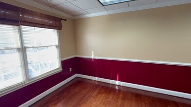 46950 Jennings Farm Dr, Sterling, VA à louer - Vidéo sur l’inscription commerciale