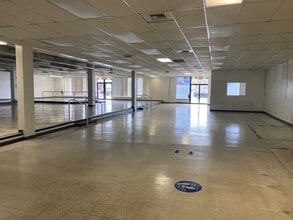 6300-6334 E Livingston Ave, Reynoldsburg, OH for lease Interior Photo- Image 2 of 4