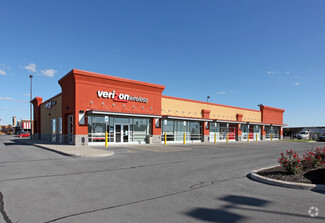 Plus de détails pour 21800-21880 Towne Center Dr, Watertown, NY - Vente au détail, Flex à louer