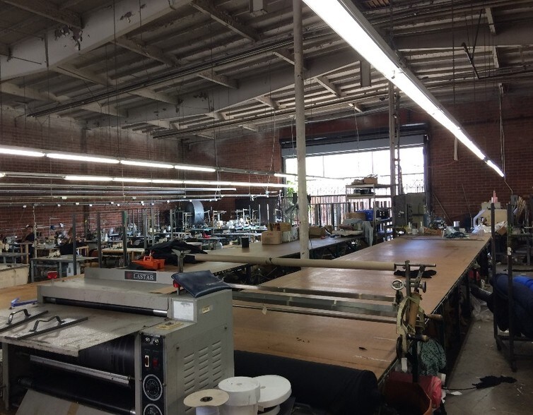 937-939 E 31st St, Los Angeles, CA à vendre - Photo intérieure - Image 3 de 7