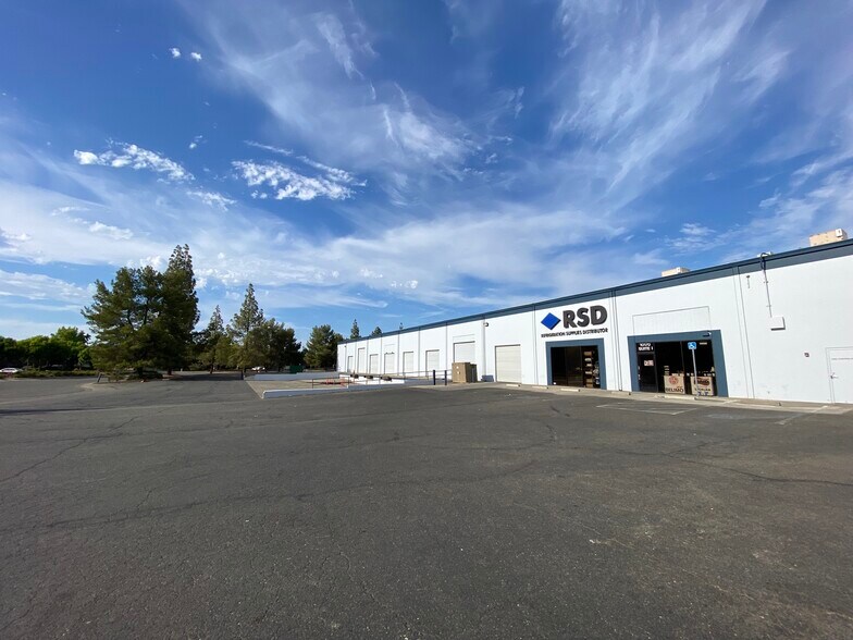 10170 Croydon Way, Sacramento, CA for lease - Building Photo - Image 2 of 6
