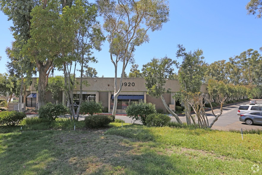 9920 Scripps Lake Dr, San Diego, CA for lease - Building Photo - Image 3 of 4