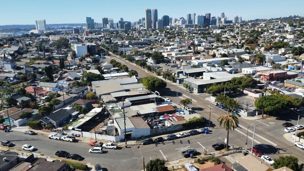 2699 Commercial St, San Diego, CA à vendre - Photo du bâtiment - Image 2 de 2