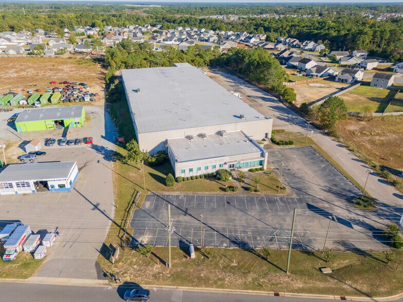 3641 Legion Rd, Hope Mills, NC à vendre - Photo du bâtiment - Image 2 de 4