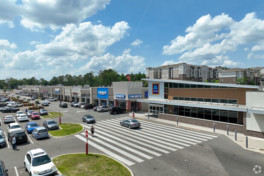 2020 W Pensacola St, Tallahassee, FL à louer - Photo principale - Image 1 de 17