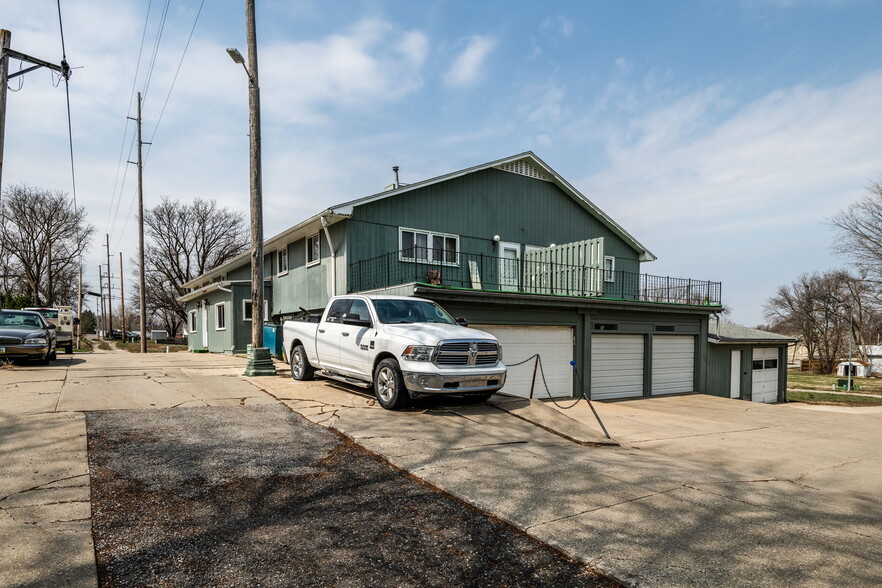 812 6th St, Harlan, IA à vendre - Photo du b timent - Image 2 de 23