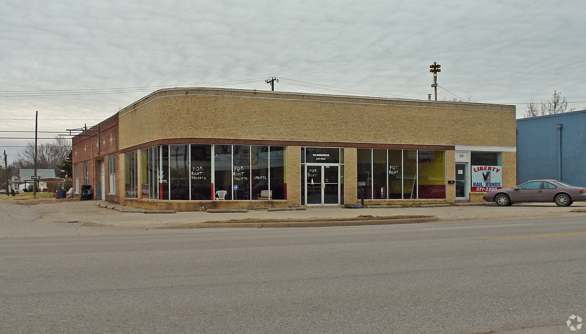 318-320 E Rogers Blvd, Skiatook, OK for sale Primary Photo- Image 1 of 1