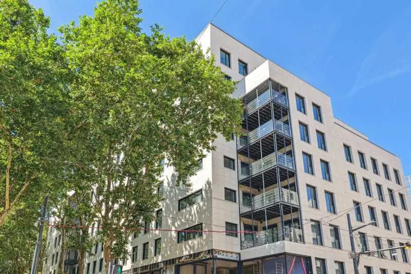 190-194 Rue Garibaldi, Lyon for lease - Building Photo - Image 2 of 11