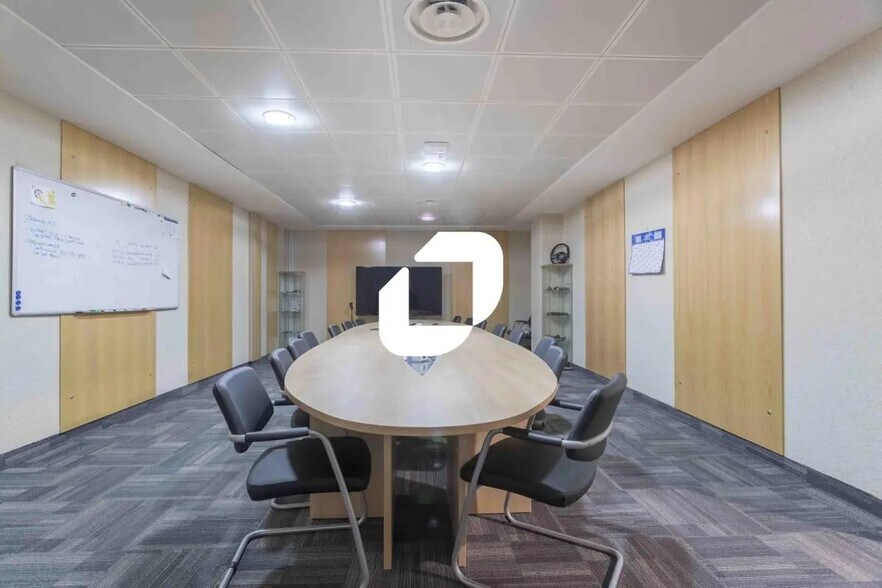 Office in Lieusaint for sale - Interior Photo - Image 2 of 29