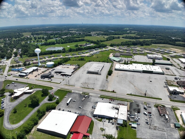 1202 S Business 54, Fulton, MO for sale - Matterport Community - Image 3 of 23