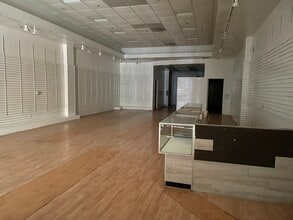 9301 Tampa Ave, Northridge, CA for lease Interior Photo- Image 1 of 1